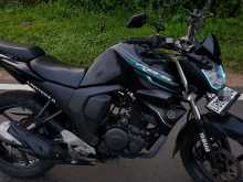 Yamaha FZ Version 2.0 2017 Motorbike