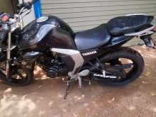 https://riyasewana.com/uploads/yamaha-fz-v2-41016444212.jpg