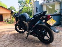Yamaha FZ Version 2.0 2017 Motorbike