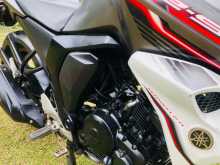 https://riyasewana.com/uploads/yamaha-fz-v2-67343413332.jpg
