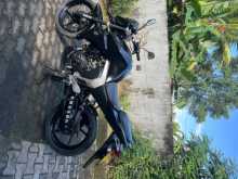 https://riyasewana.com/uploads/yamaha-fz-v2-68352113042.jpg
