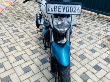 Yamaha FZ Version 2.0 2017 Motorbike