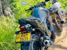 https://riyasewana.com/uploads/yamaha-fz-v2-812170013083.jpg