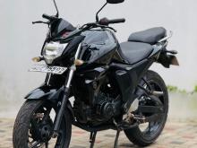 Yamaha FZ Version 2.0 2017 Motorbike