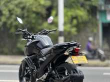 https://riyasewana.com/uploads/yamaha-fz-v3-114031022202.jpg