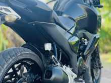 https://riyasewana.com/uploads/yamaha-fz-v3-2916524922033.jpg