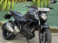 https://riyasewana.com/uploads/yamaha-fz-v3-518265524292.jpg