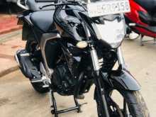 Yamaha FZ Version 2.0 2017 Motorbike