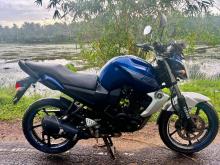Yamaha Fz Version 1 2013 Motorbike