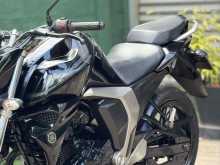 https://riyasewana.com/uploads/yamaha-fz-version-139171422843.jpg
