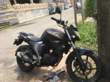 Yamaha FZ Version 2.0 2015 Motorbike