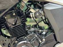 https://riyasewana.com/uploads/yamaha-fz-version-1812242122383.jpg