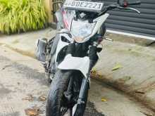 Yamaha FZ Version 2.0 2016 Motorbike