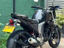 https://riyasewana.com/uploads/yamaha-fz-version-2220274322012.jpg