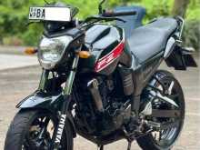 Yamaha Fz Version 1 2013 Motorbike