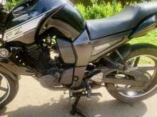 https://riyasewana.com/uploads/yamaha-fz16-139561922772.jpg