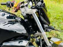https://riyasewana.com/uploads/yamaha-fzs-v2-1510531213244.jpg
