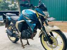 https://riyasewana.com/uploads/yamaha-fzs-v2-181303591184.jpg