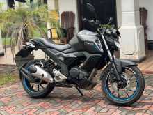 https://riyasewana.com/uploads/yamaha-fzs-v3-1320273422812.jpg