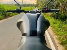 https://riyasewana.com/uploads/yamaha-fzs-v3-1511390013914.jpg