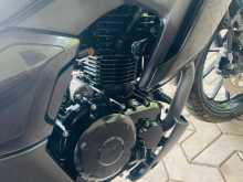 https://riyasewana.com/uploads/yamaha-fzs-v3-191610451626.jpg