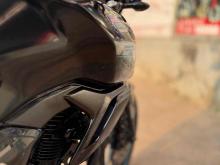 https://riyasewana.com/uploads/yamaha-fzs-v3-228194124282.jpg