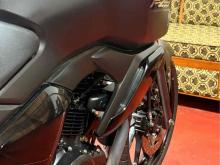 https://riyasewana.com/uploads/yamaha-fzs-v3-3014141324753.jpg