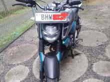 https://riyasewana.com/uploads/yamaha-fzs-v3-31837554822.jpg