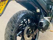 https://riyasewana.com/uploads/yamaha-fzs-v3-518051113724.jpg