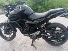https://riyasewana.com/uploads/yamaha-fzs-ver-246165813763.jpg