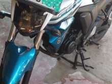 Yamaha FZ-S Version 2.0 2016 Bus