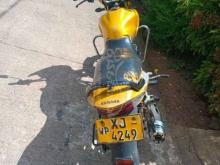 https://riyasewana.com/uploads/yamaha-gladiyeter-1793105446236.jpg