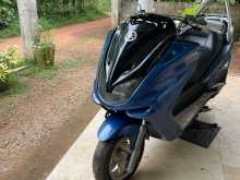 Yamaha Majesty 250 2003 Motorbike