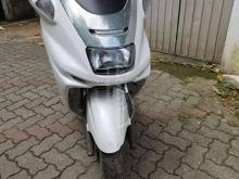 Yamaha Majesty 250 1998 Motorbike
