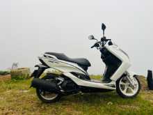 Yamaha Majesty 2005 Motorbike
