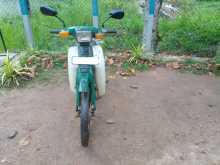 Yamaha Mate 1996 Motorbike