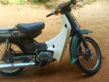 Yamaha Mate 1997 Motorbike