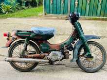 Yamaha Mate 2005 Motorbike