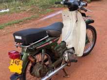 Yamaha Mate 2000 Motorbike