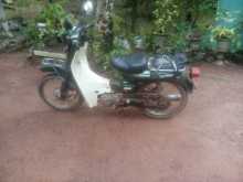 Yamaha Mate 1996 Motorbike