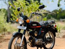 Yamaha Mate 1997 Motorbike
