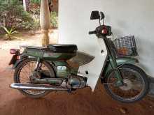 https://riyasewana.com/uploads/yamaha-mate-50-141041354192.jpg