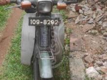 https://riyasewana.com/uploads/yamaha-mate-50-20103338416252.jpg