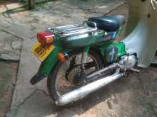 https://riyasewana.com/uploads/yamaha-mate-50-31433154373.jpg