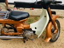 https://riyasewana.com/uploads/yamaha-mate-80-271755281313.jpg