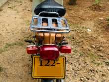 https://riyasewana.com/uploads/yamaha-mate-80-271755281754.jpg