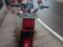 Yamaha Mate 90 2001 Motorbike