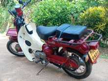 Yamaha MATE V 90 1992 Motorbike