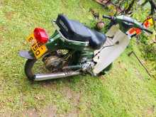 https://riyasewana.com/uploads/yamaha-met-2410472913424.jpg