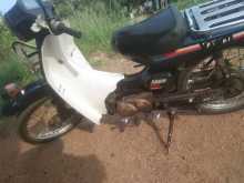 Yamaha Mate 80 1998 Motorbike